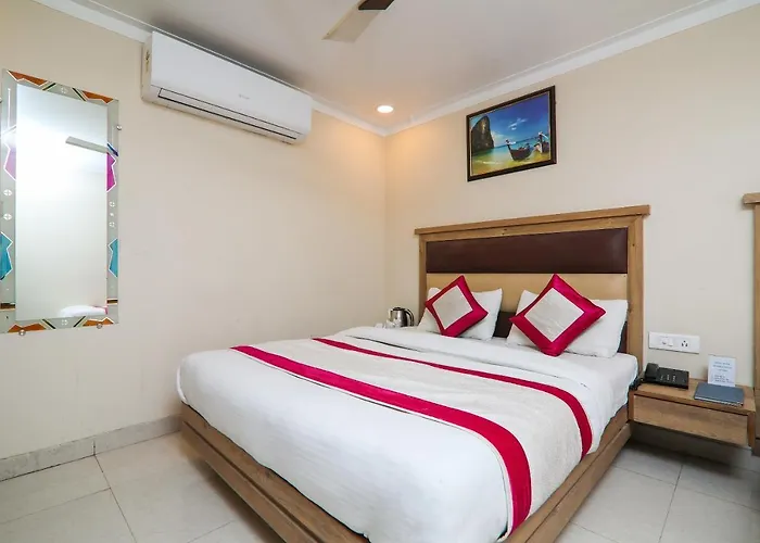 Hotel Amar International